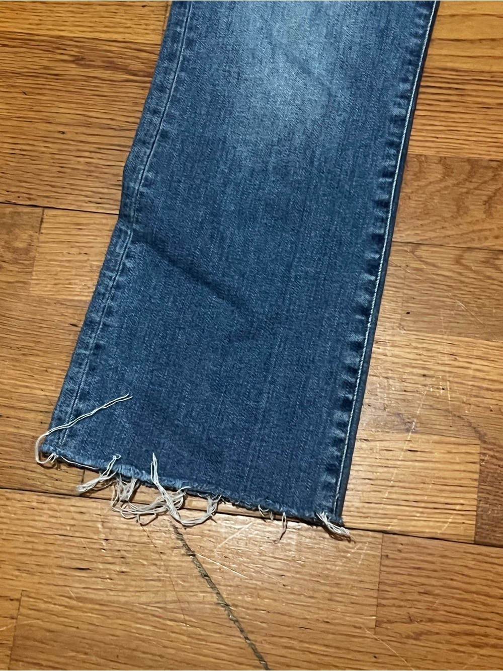 Madewell Cali Demi-Boot Straight-Leg Crop Jeans with Raw Hem Women’s 26P - Picture 2 of 14